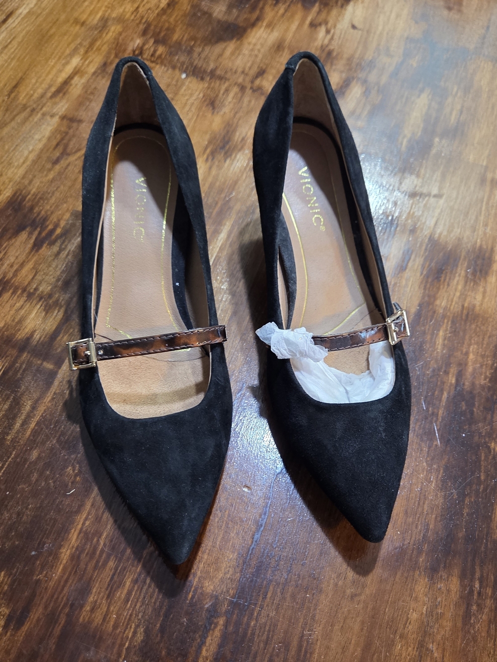 Vionic Minnie Kitten Heel Pump Black Pointed-Toe Mary Jane 6